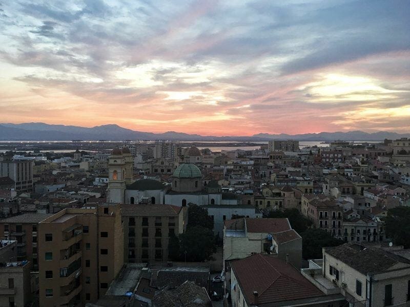 výhled na západ slunce Cagliari