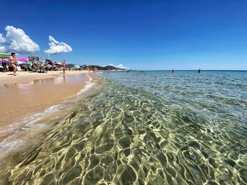 Chia Beaches su giudeu South Sardinia itinerary